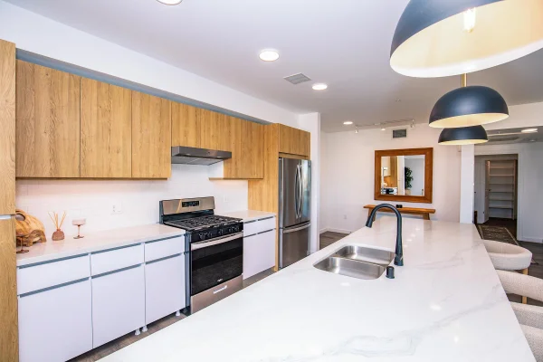 Eddy Redondo Residences - Redondo Beach California 